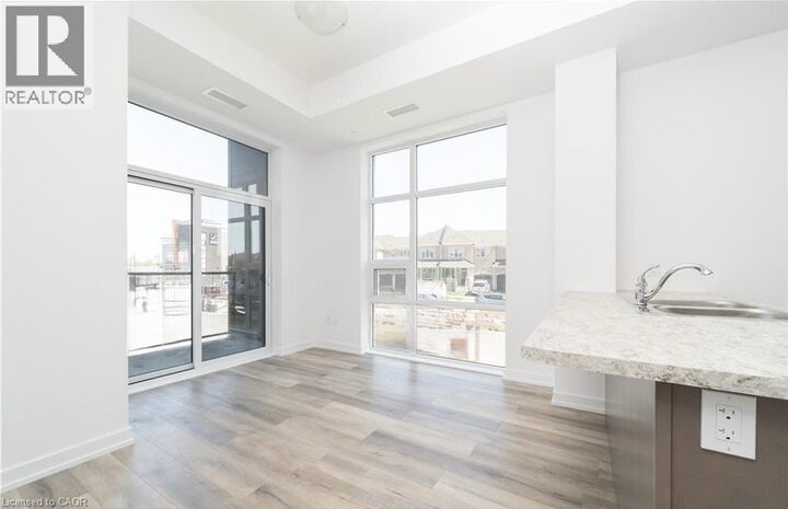 Property Photo:  470 Dundas Street East 110  ON L8B 2A6 