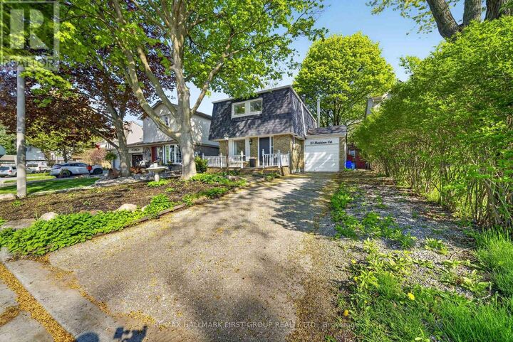 Property Photo:  33 Harrison Court  ON L1N 6E2 