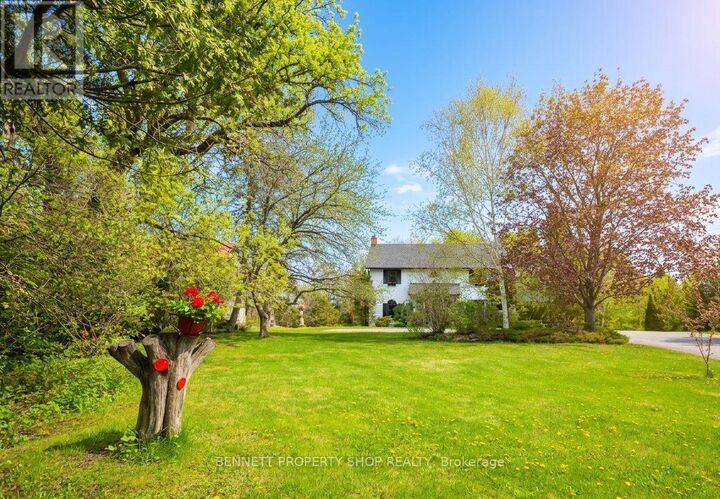Property Photo: 5696 Manotick Main Street ON K4M 1J8