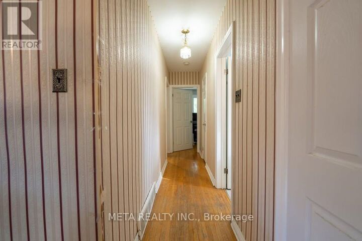 Property Photo: 79 Chestermere Boulevard ON M1J 2Y2