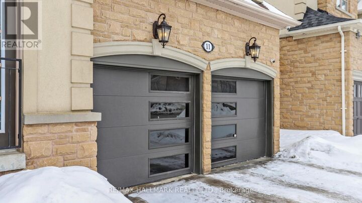 Property Photo:  11 Pagean Drive  ON L4E 4R7 