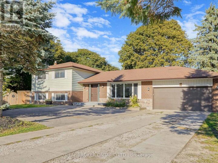 Property Photo:  15 Jasmine Crescent  ON L4A 7X4 