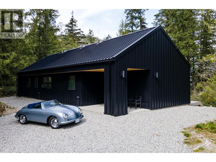 Property Photo:  13801 Lee Road  BC V0N 1S1 
