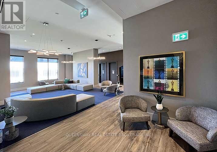 Property Photo:  2550 Simcoe Street North 19  ON L1L 0R5 