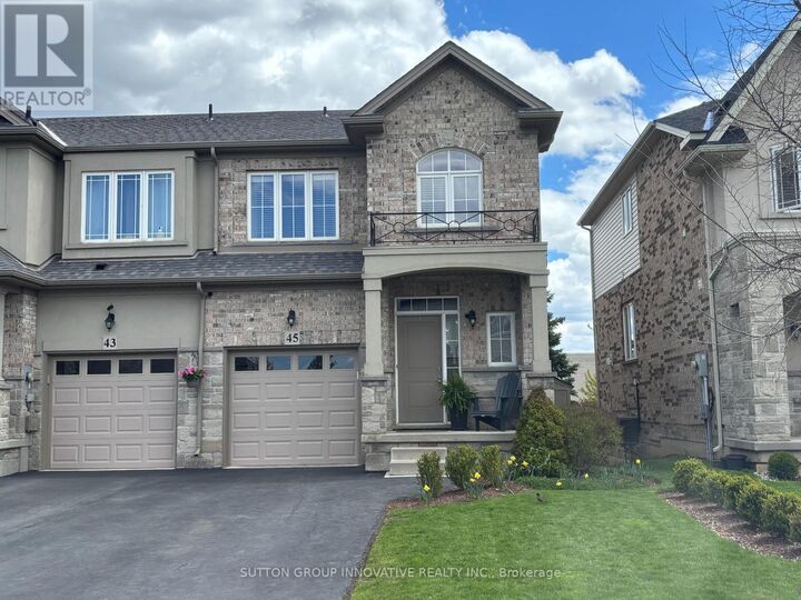 Property Photo:  45 Candlewood Court  ON L8W 0C4 