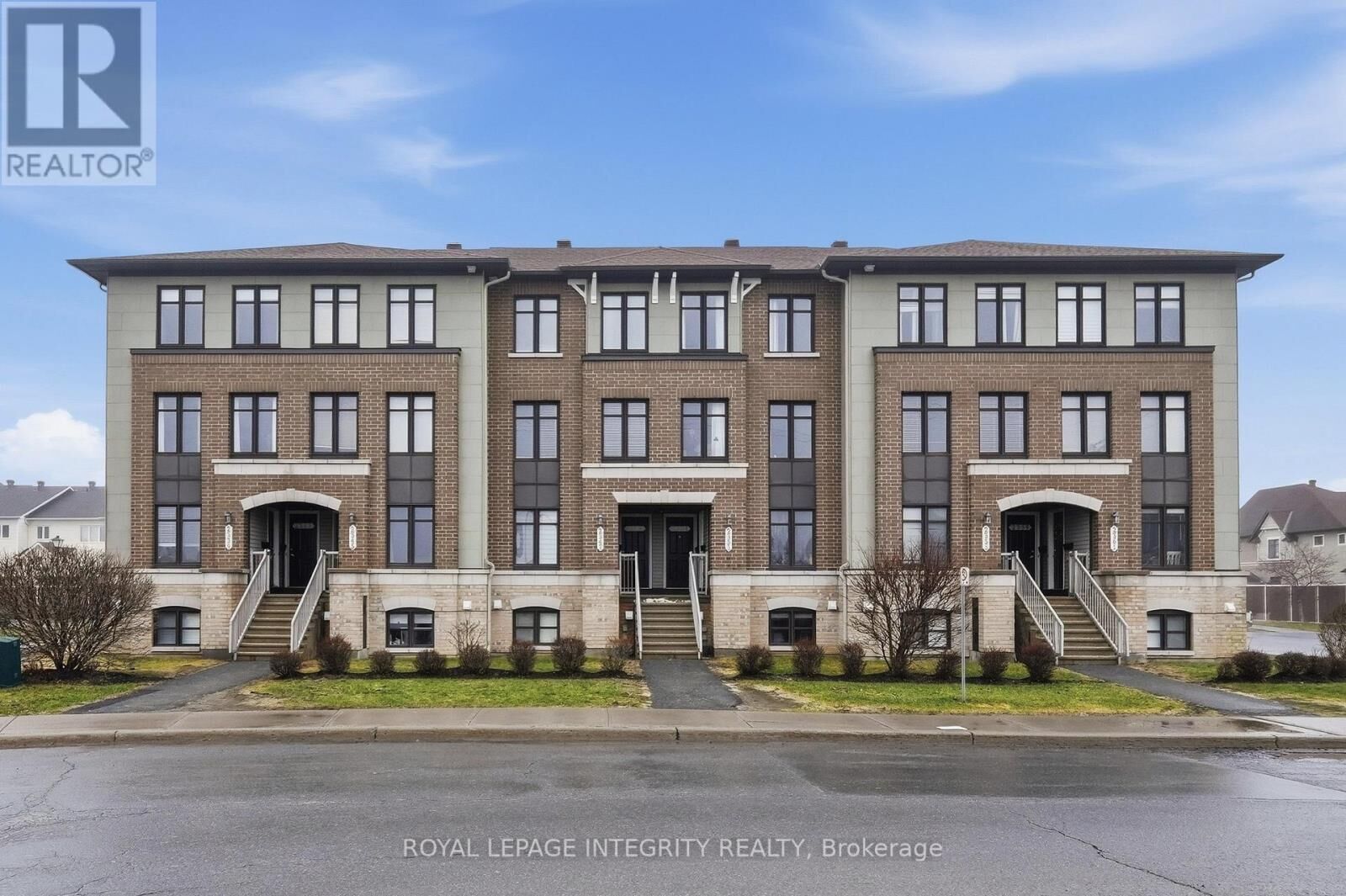 Property Photo:  2341 Esprit Drive  ON K4A 0T4 