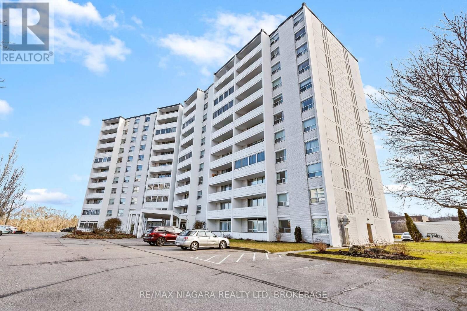 Property Photo:  35 Towering Heights Boulevard 1003  ON L2T 3G8 