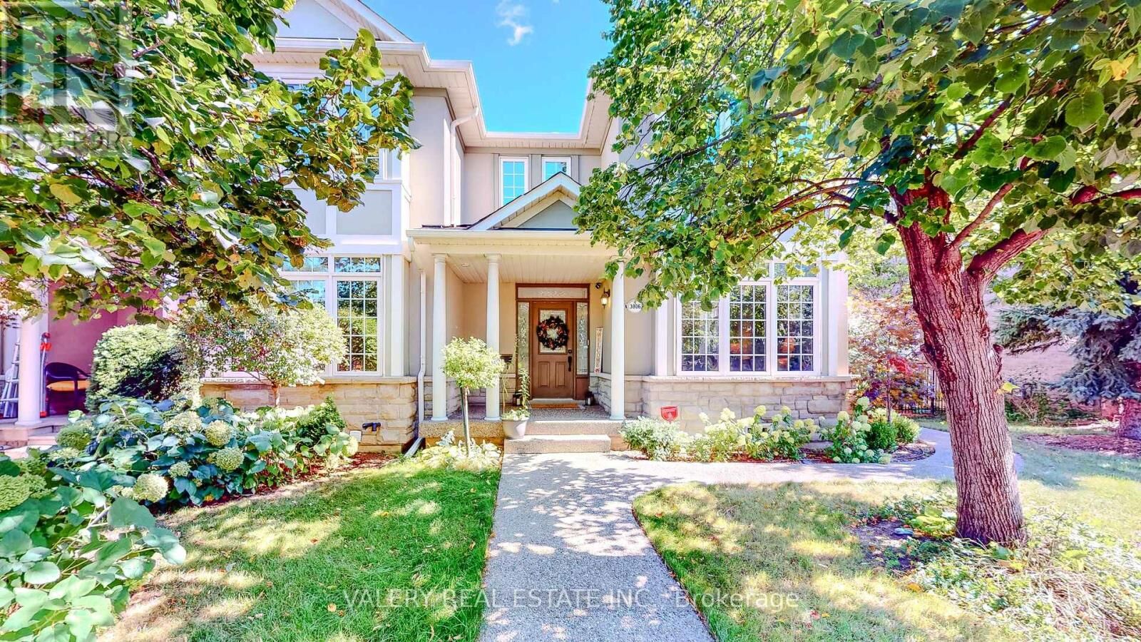 Property Photo: 3006 Richview Boulevard ON L6M 5C8