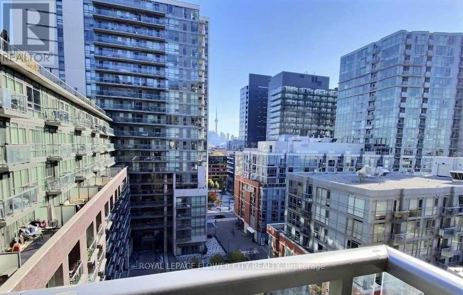 Property Photo:  68 Abell Street 1112  ON M6J 0B1 