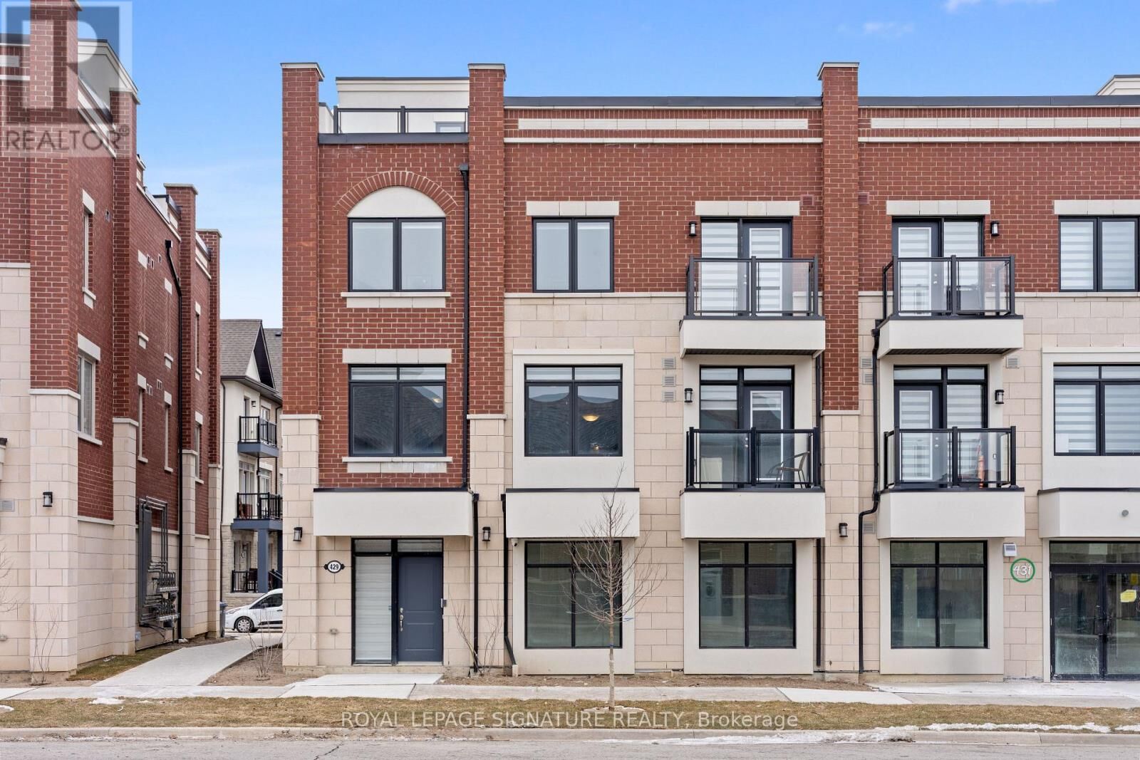 Property Photo: 429 Dougall Avenue ON L7C 4L5