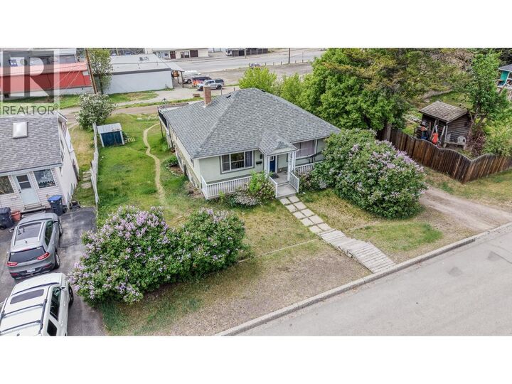 Property Photo: 395 First Avenue BC V2G 1Z1