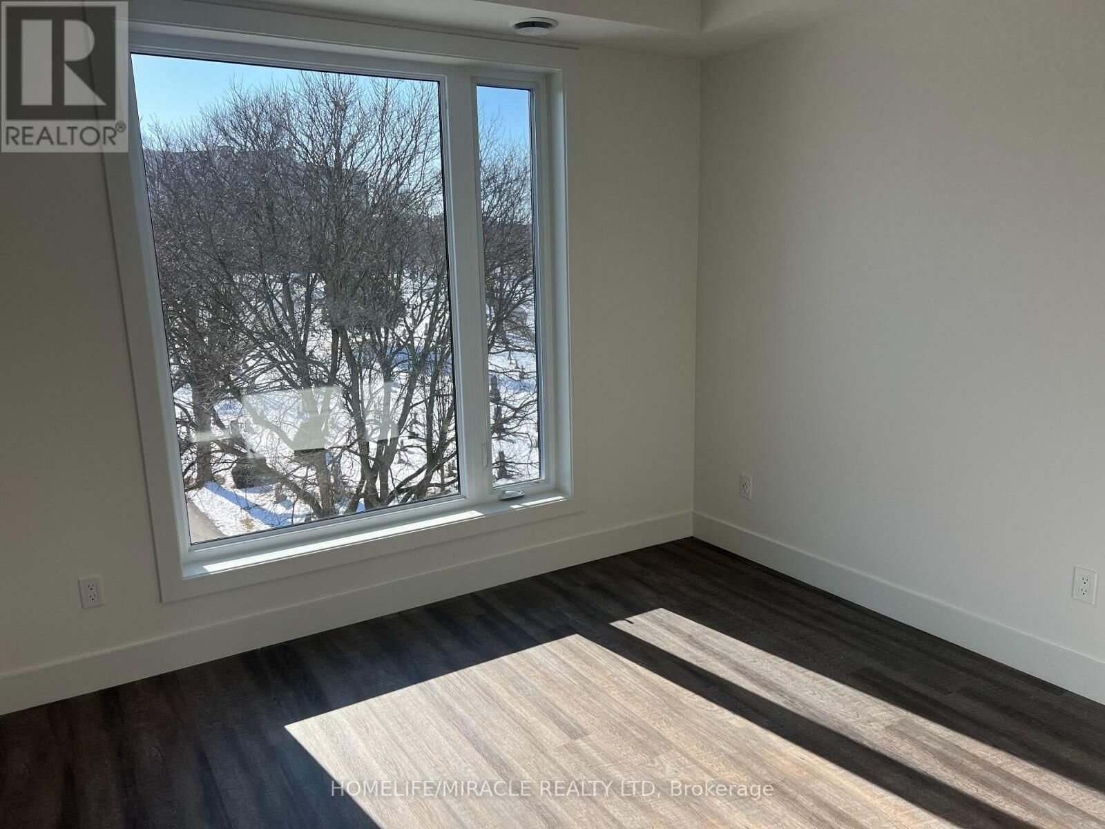 Property Photo:  107 Roger St #410  ON N2J 0G3 