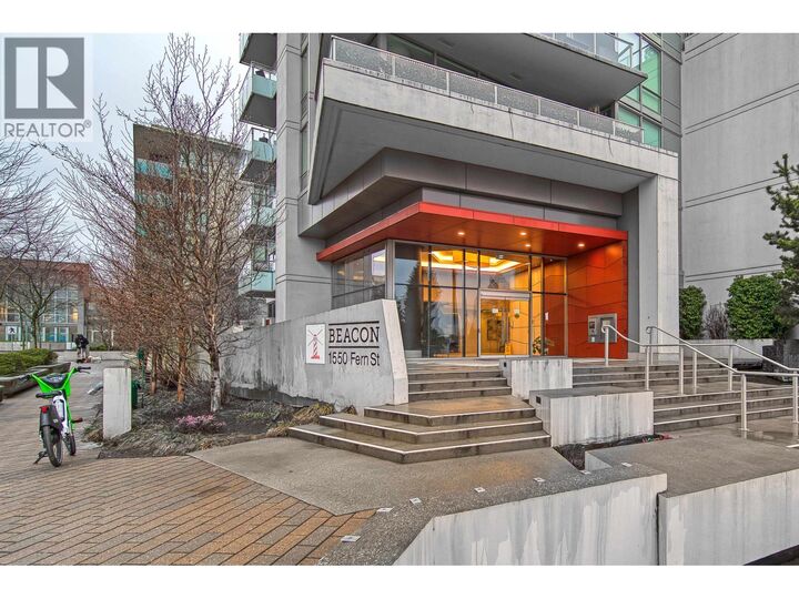 Property Photo: 1550 Fern Street 1107 BC V7J 0A9