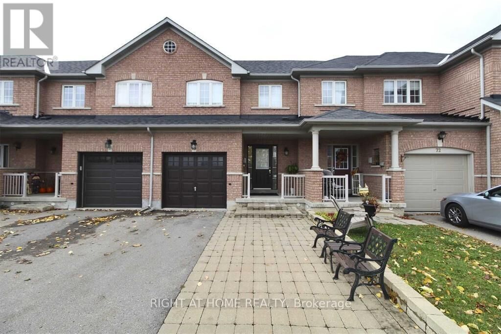 Property Photo:  70 Keystar Court  ON L4H 0G9 