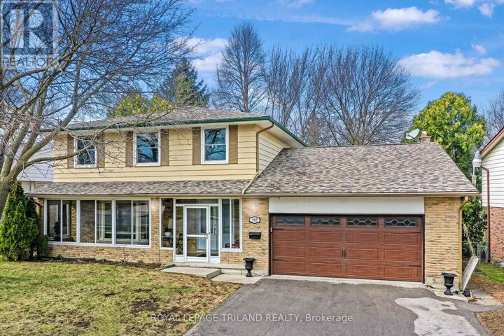 Property Photo: 392 Village Green Avenue ON N6J 3Z8