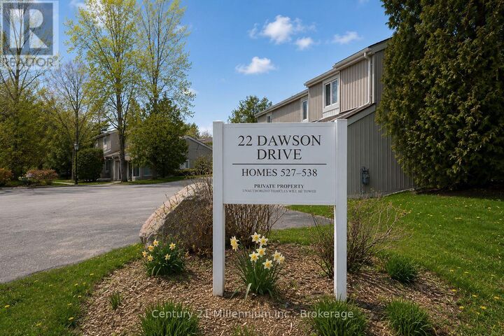 Property Photo: 22 Dawson Drive 538 ON L9Y 5B4