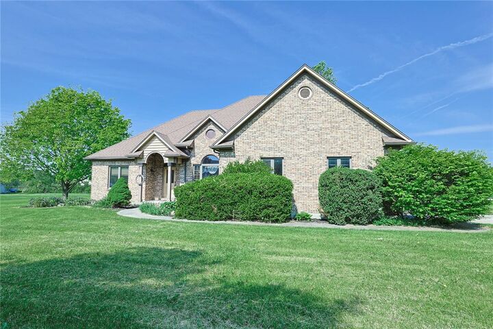 Property Photo:  639 Deerhorn Trail  OH 45387 