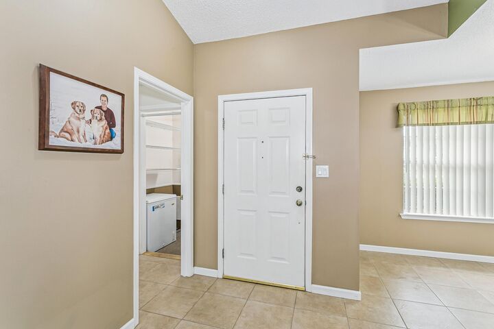 Property Photo:  2201 Wedgewood Court  FL 32566 