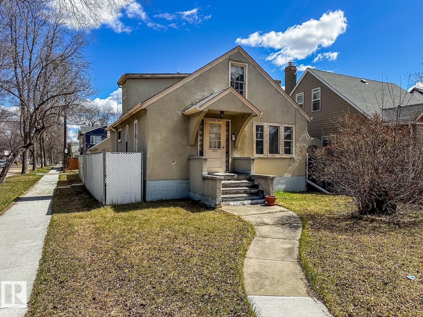 Property Photo:  11345 93 Street NW  AB T5G 1C3 