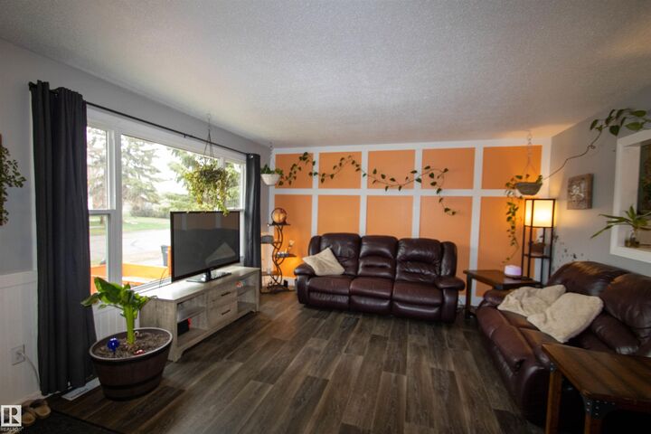 Property Photo:  5125 46 Ave  AB T0A 3A4 