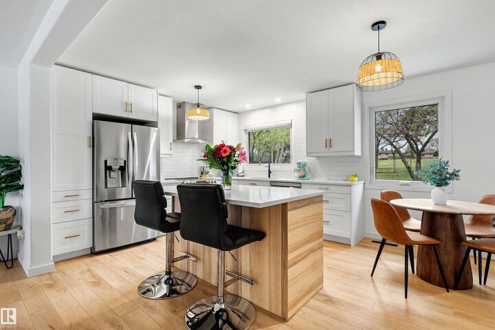 Property Photo:  9 Hummingbird Road  AB T8A 0A1 