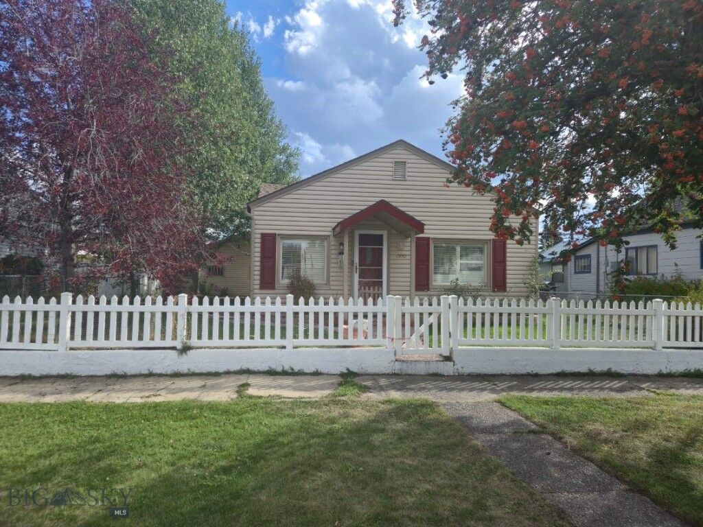 Property Photo:  1950 Elm Street  MT 59701 