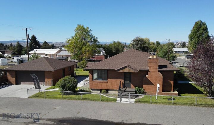 Property Photo: 2526 Locust Street MT 59701