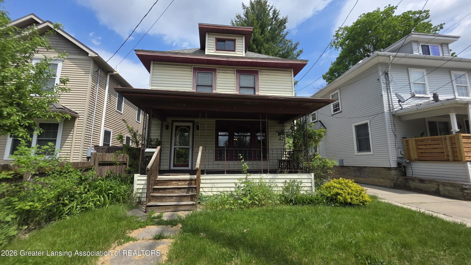 Property Photo:  219 E Mount Hope Avenue  MI 48910 