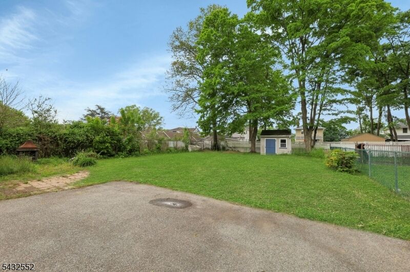 Property Photo:  17 Butler Pl  NJ 07420 