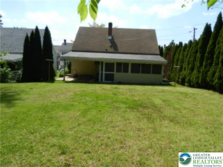 Property Photo: 1219 S Albert Street PA 18103