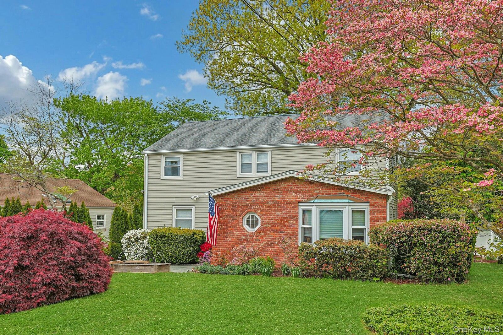 Property Photo:  201 Westchester Avenue  NY 10594 