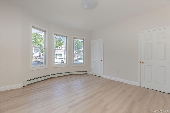 Property Photo:  106 Winnikee Avenue 3  NY 12601 