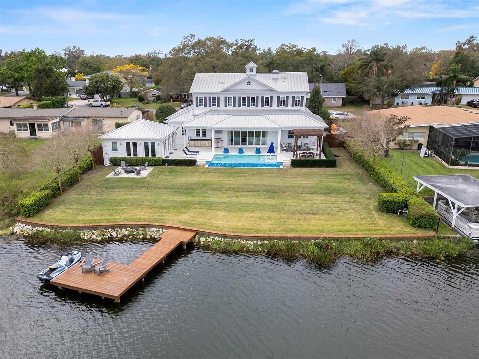Property Photo: 2024 Lake Drive FL 32789