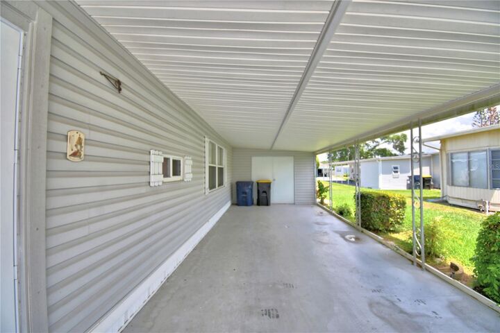 Property Photo: 118 Paradise Lane FL 33823