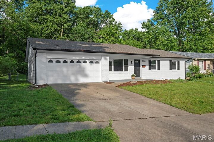 Property Photo: 3036 Cherokee Lane MO 63301