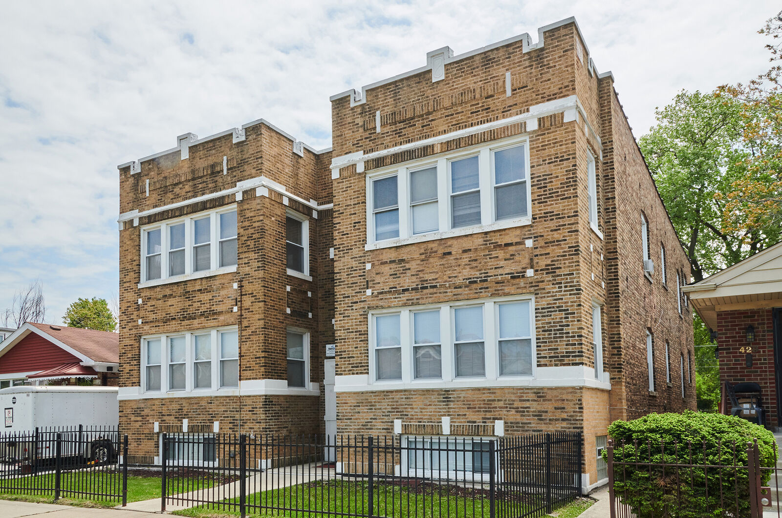 Property Photo:  433-35 E 91st Place  IL 60619 