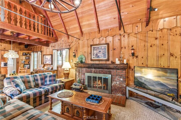 Property Photo: 404 Hillside CA 92352