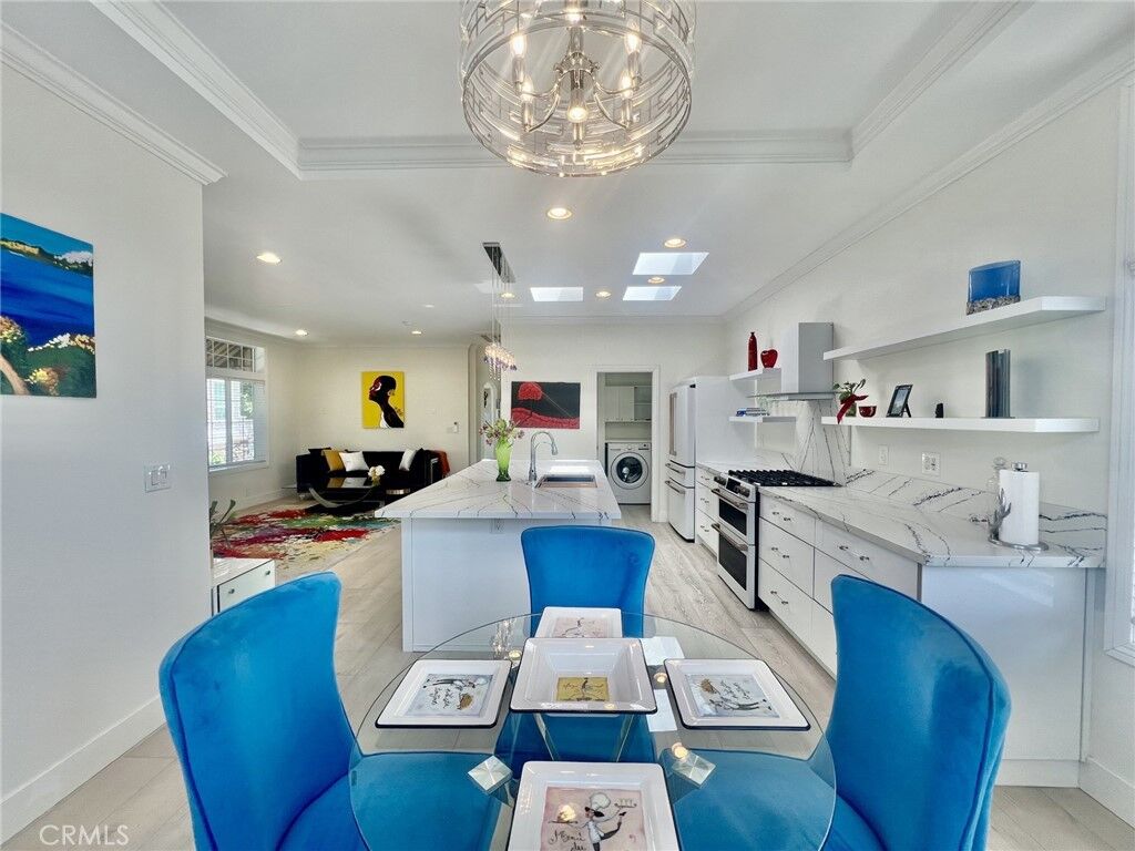 Property Photo:  252 Mayflower  CA 92660 
