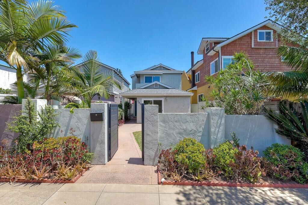 Property Photo:  369 Alameda Boulevard  CA 92118 
