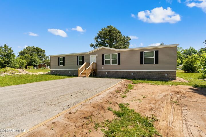 Property Photo:  490 Orchard Lane SE  NC 28422 