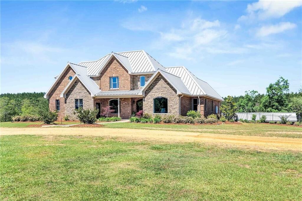Property Photo:  1050 Somerset SE Road  MS 39629 