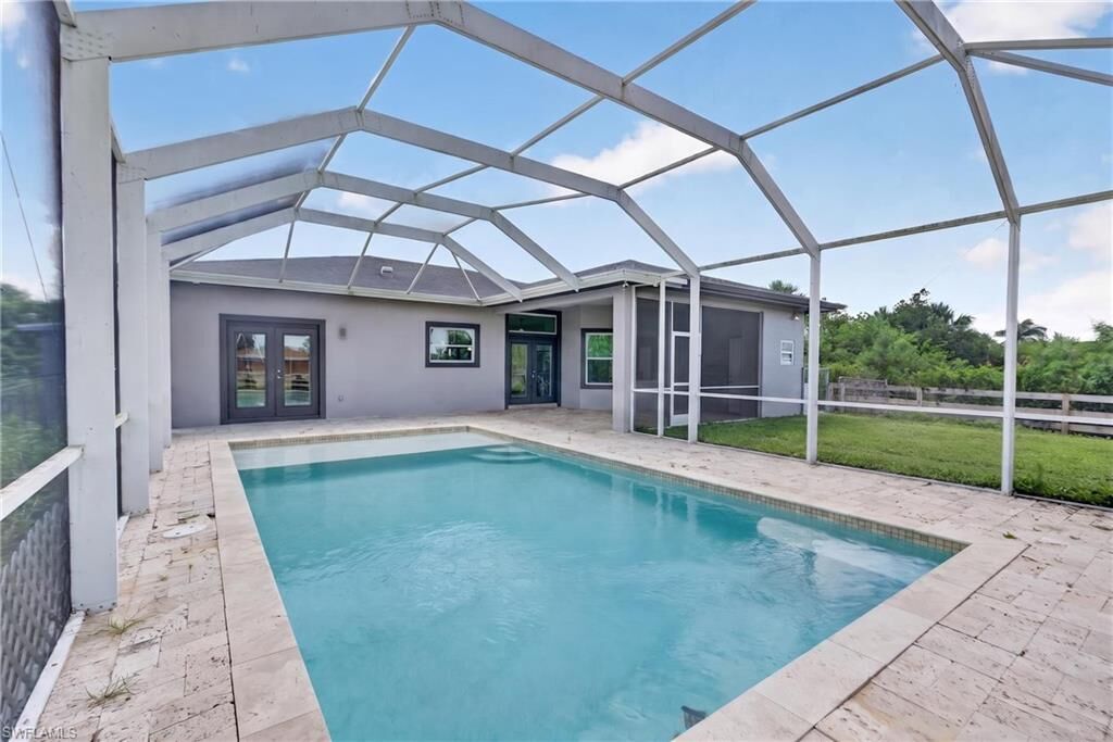 Property Photo:  2863 Everglades Blvd N  FL 34120 