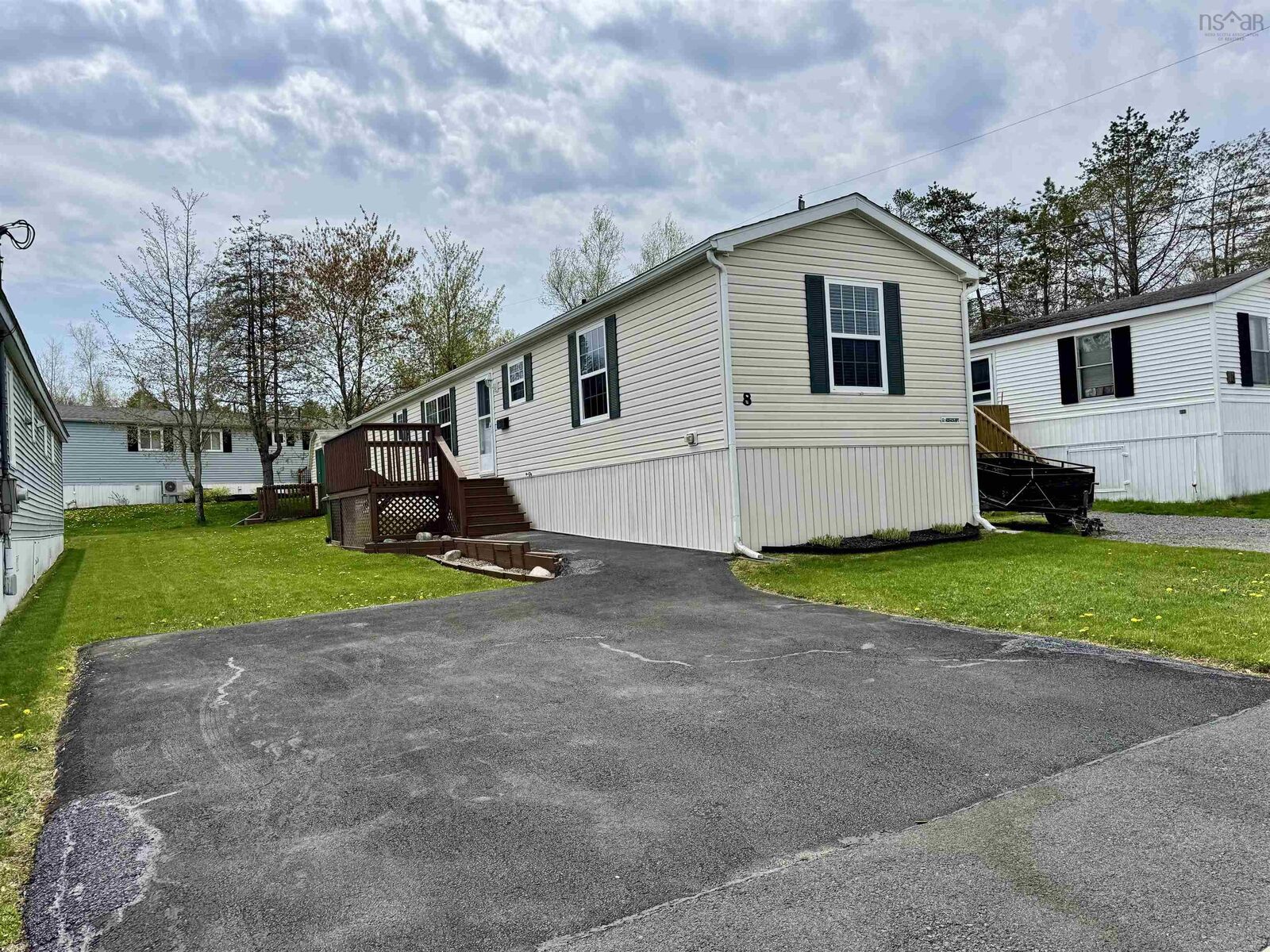 Property Photo:  8 Yeadon Drive  NS B4E 2Z4 