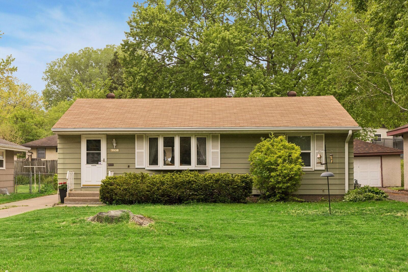 Property Photo:  3938 Hayes Street NE  MN 55421 