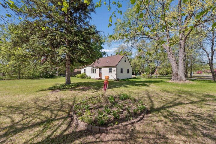 Property Photo:  7181 Lakeview Drive  MN 55014 