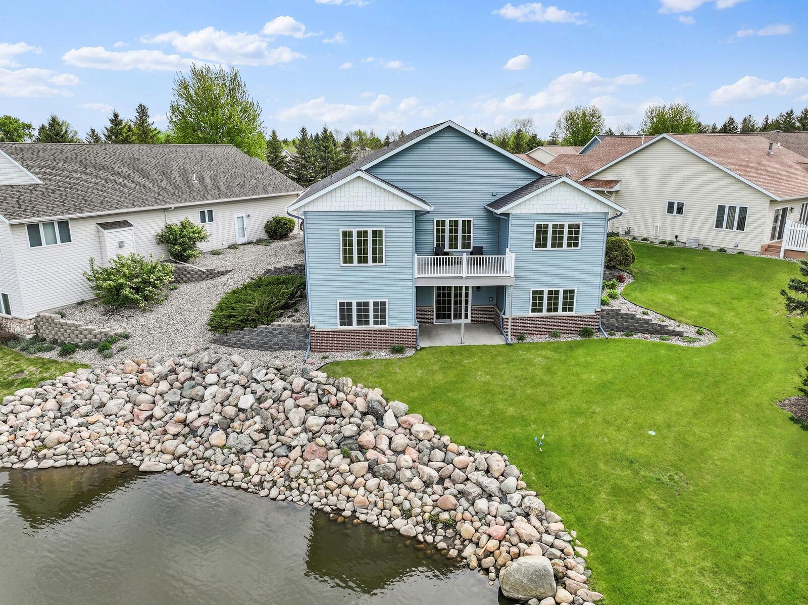 Property Photo: 302 Ashley Court MN 56308