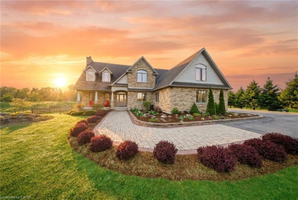 Property Photo:  4760 Nassagaweya-Puslinch Townline  ON N0B 2J0 