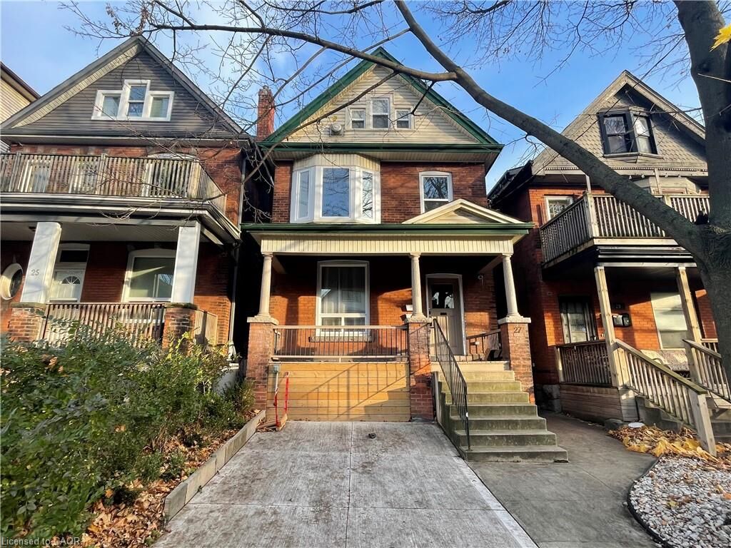 Property Photo:  27 Strathcona Avenue S 2A  ON L8P 4J1 