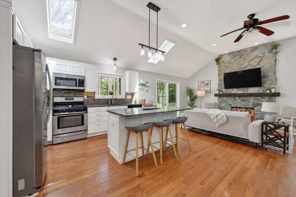 Property Photo:  330 Spring Street  MA 02370 