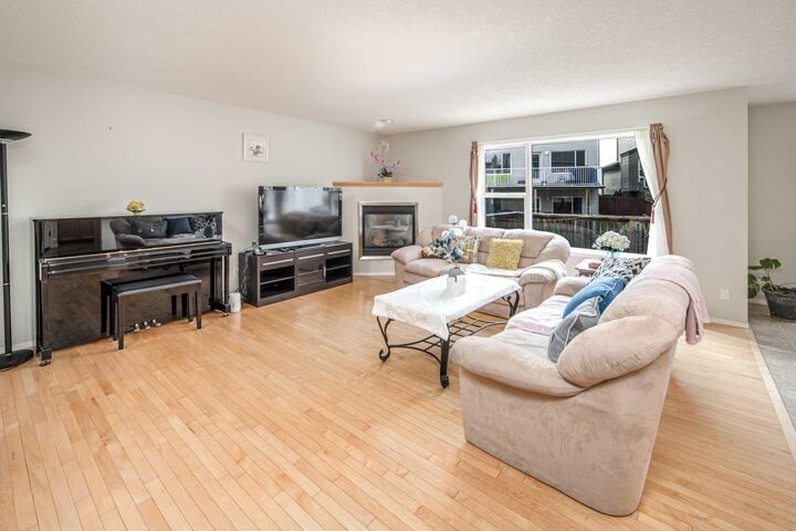 Property Photo:  96 Panamount Manor NW  AB T3K 6H7 